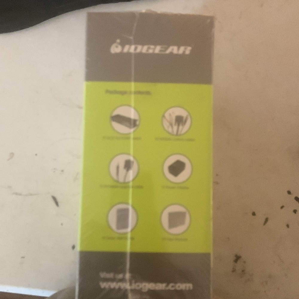 IOGEAR 2-Port DVI KVMP Switch with Audio and Cables, GCS1762 - Picture 5 of 7